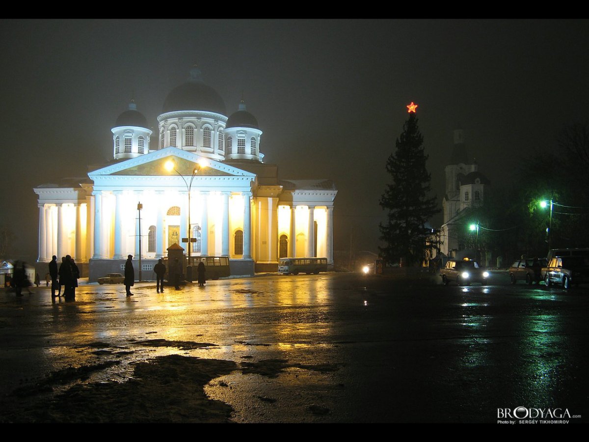 Воскресенский собор Арзамас ночью
