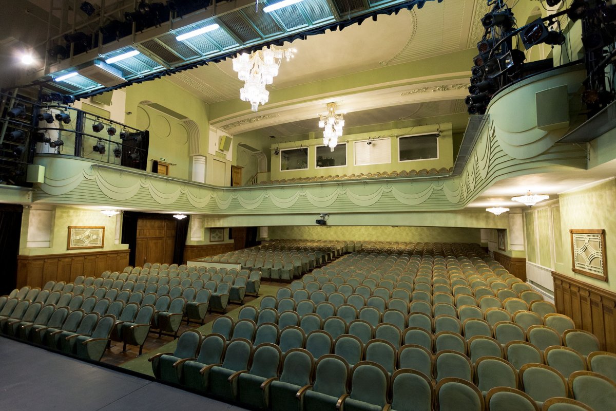 Большой зал театра музыкальной комедии санкт петербург
