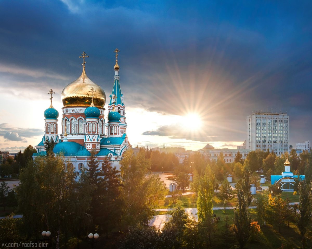 Успенский собор закат Омск