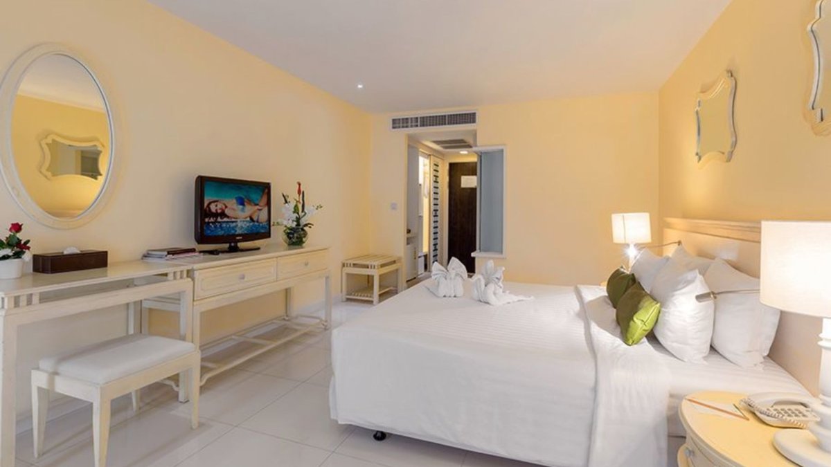 Andaman Embrace 5* (Patong)