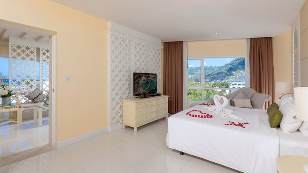 Andaman Embrace Patong