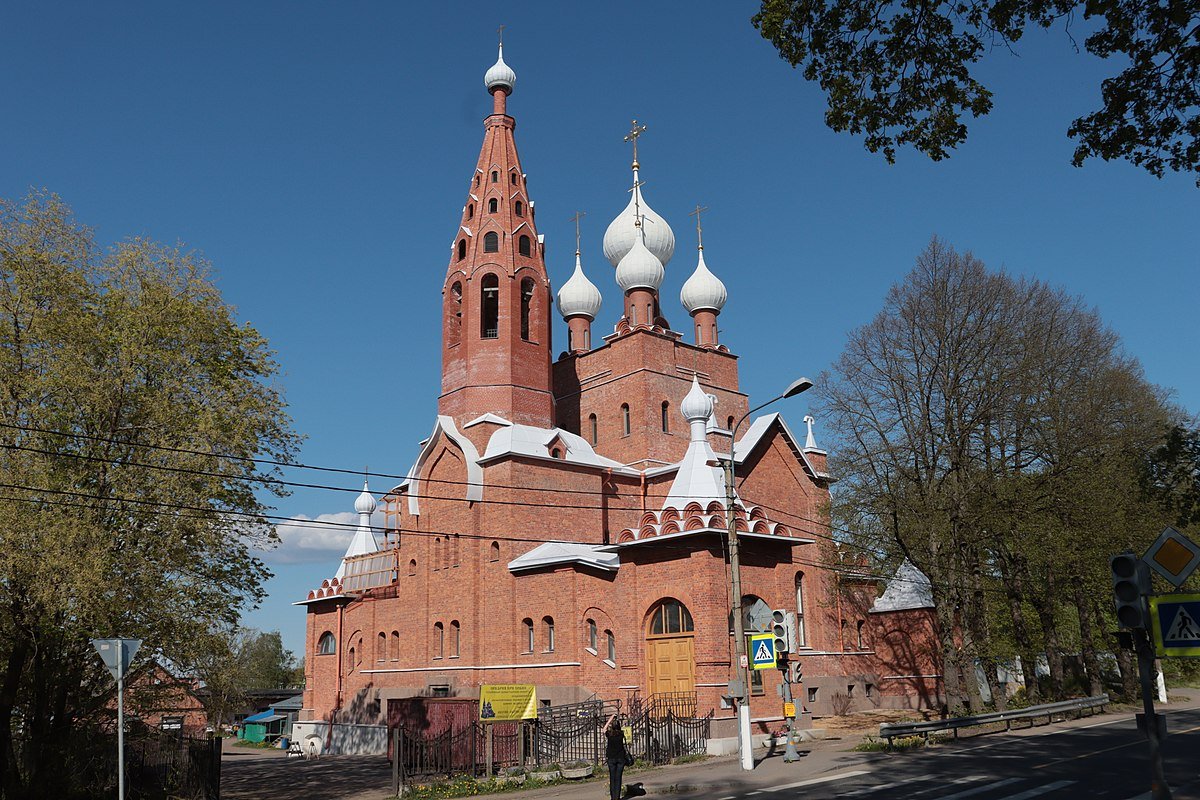 Серафимовская Церковь Петергоф