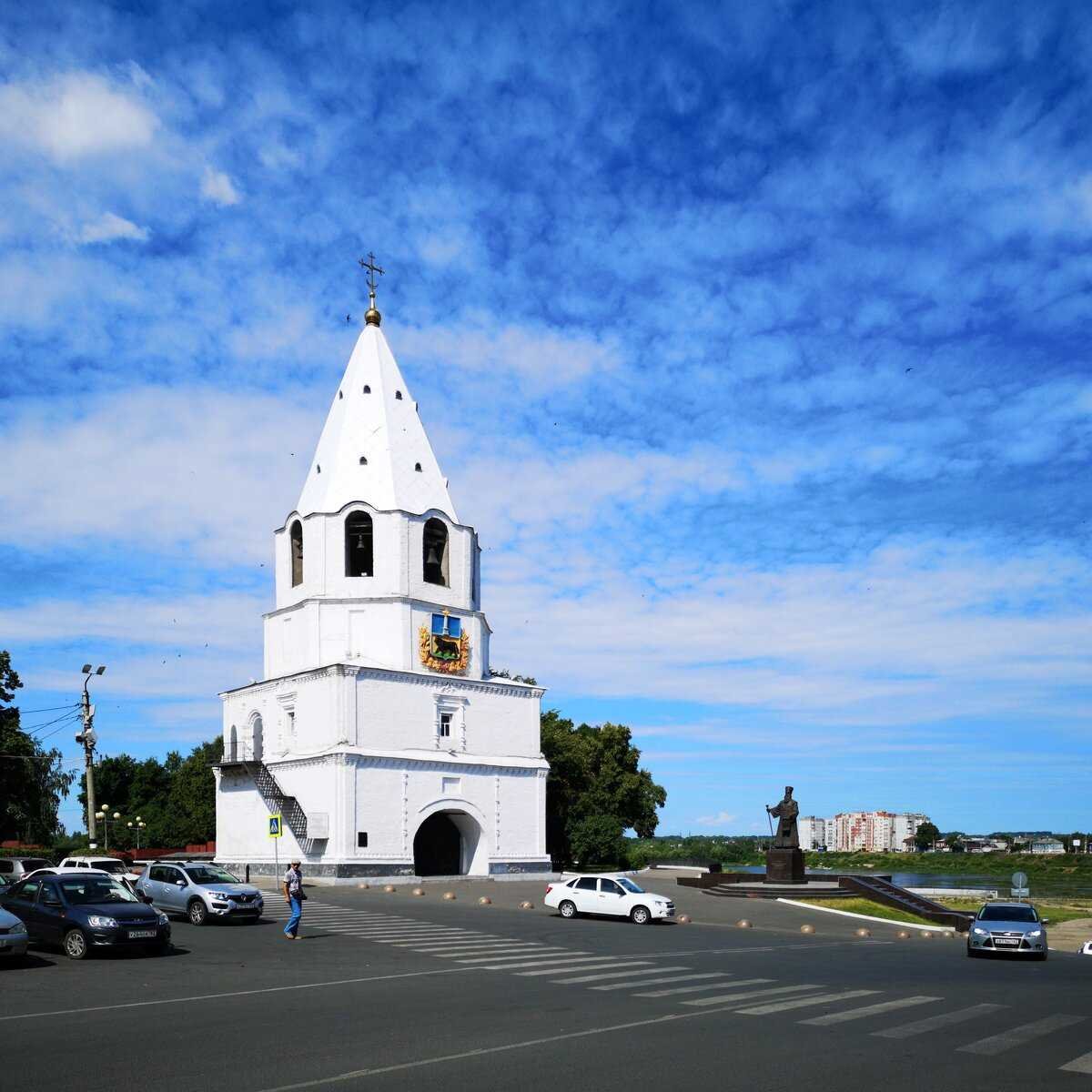 Спасская башня Кремля Сызрань