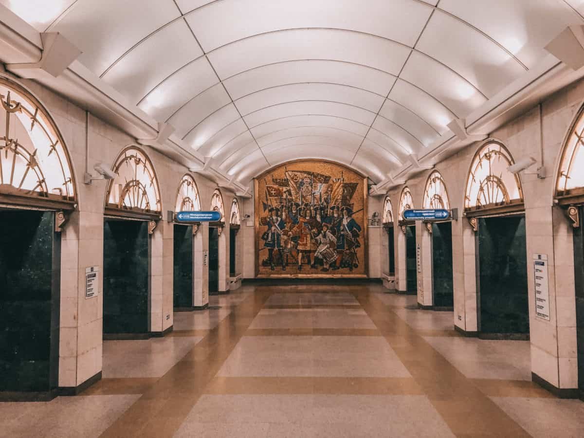 Московская метро санкт петербург фото