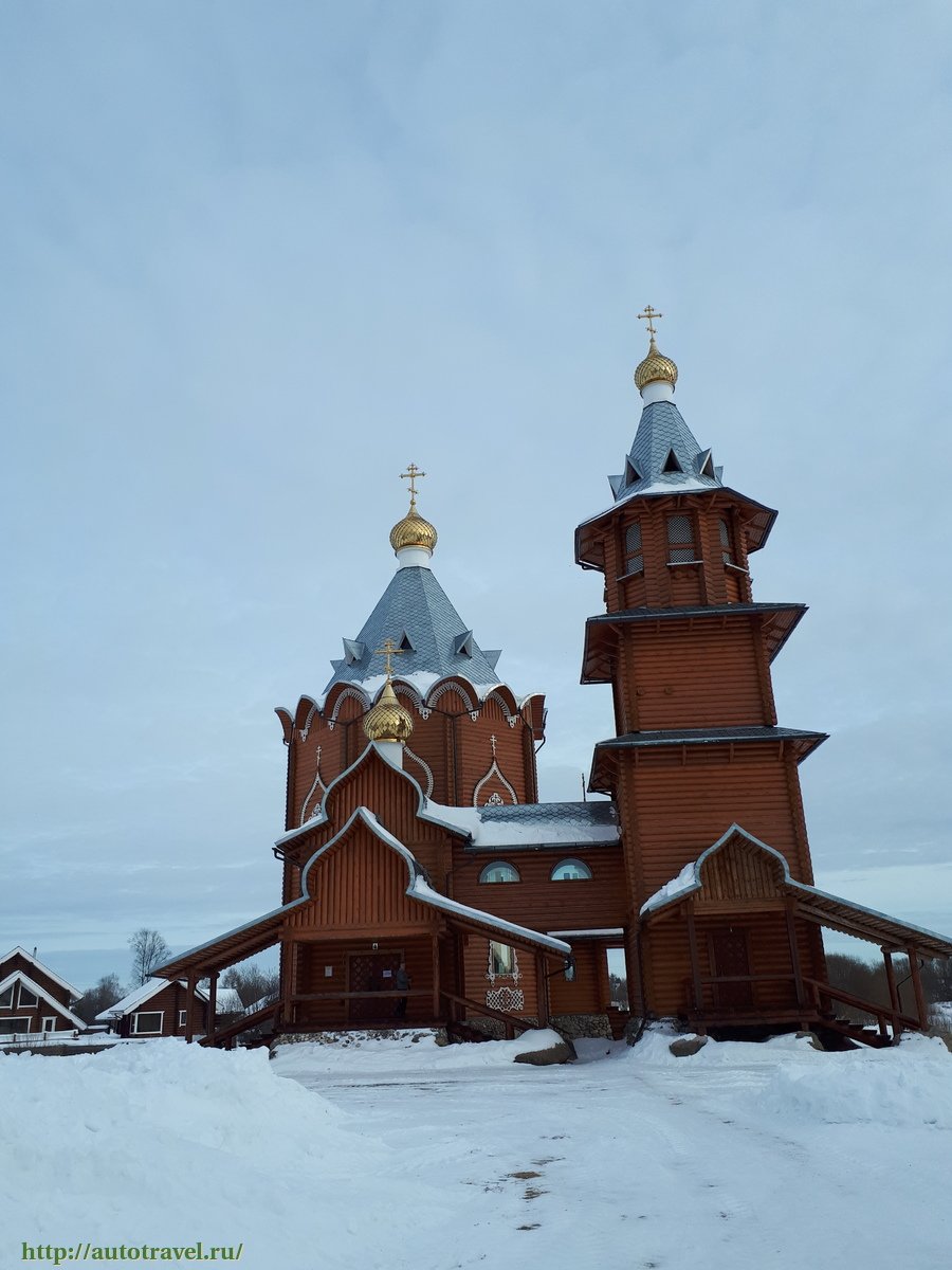 Вельск достопримечательности. Город Вельск Архангельской области. Часовня Кирилла Вельского в Вельске. Храм Иоанна Предтечи Вельск. Церковь Иона Предтечи Вельск.