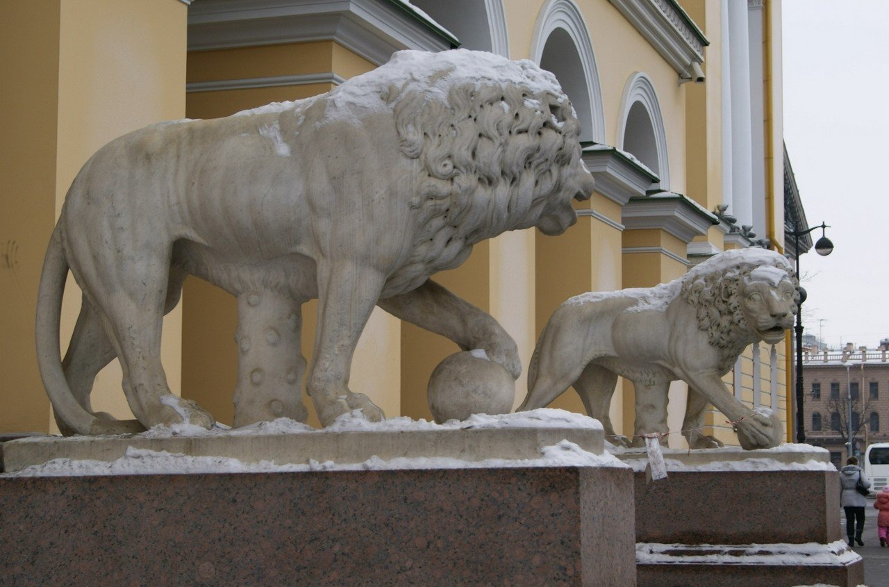 санкт петербург лев