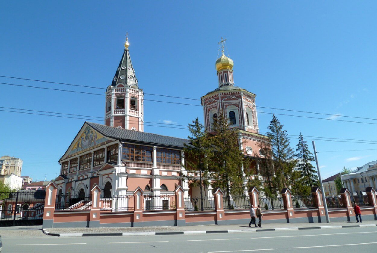 Чем известен саратовский регион. Церковь на музейной площади Саратов.