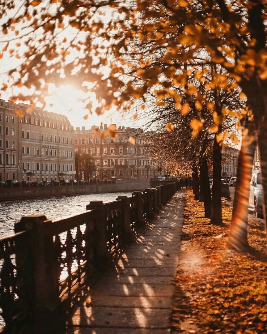 Санкт Петербург осень набережная