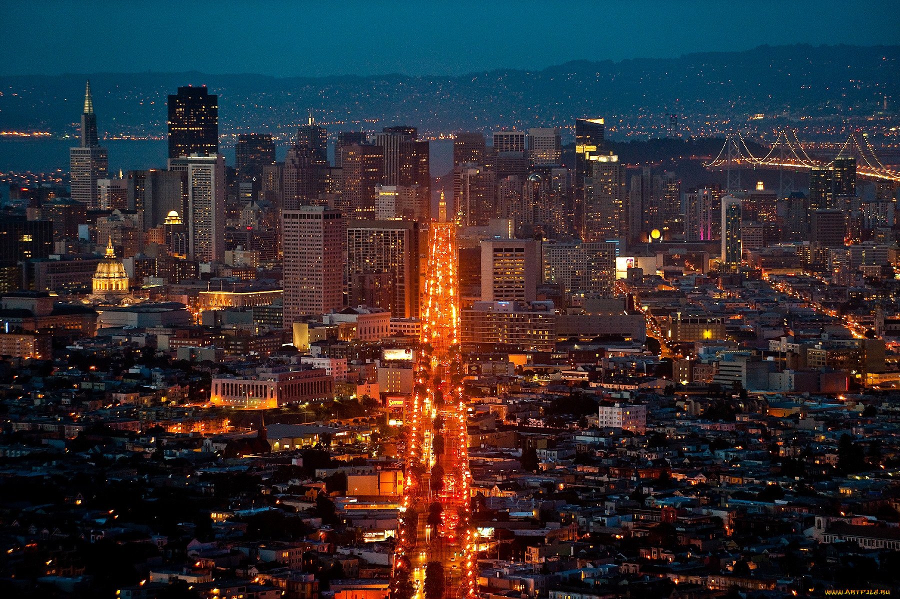 Почему сан. Ночной Сан Франциско. Сан Франциско небоскребы. Сан Франциско высотки. Ночной город Сан Франциско.