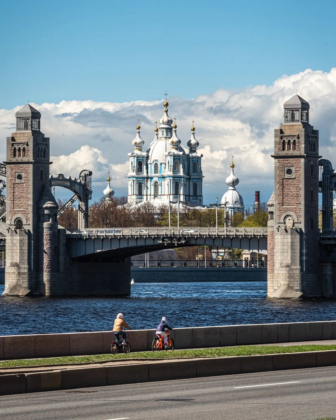 как разводится большеохтинский мост в санкт петербурге