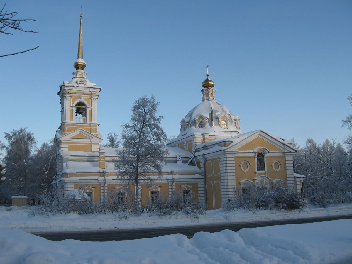 Телефоны красного села. Церковь Святой Троицы в Красном селе. Храм красное село Санкт-Петербург. Свято Троицкая Церковь в Красном селе. Храм в Красном селе СПБ.