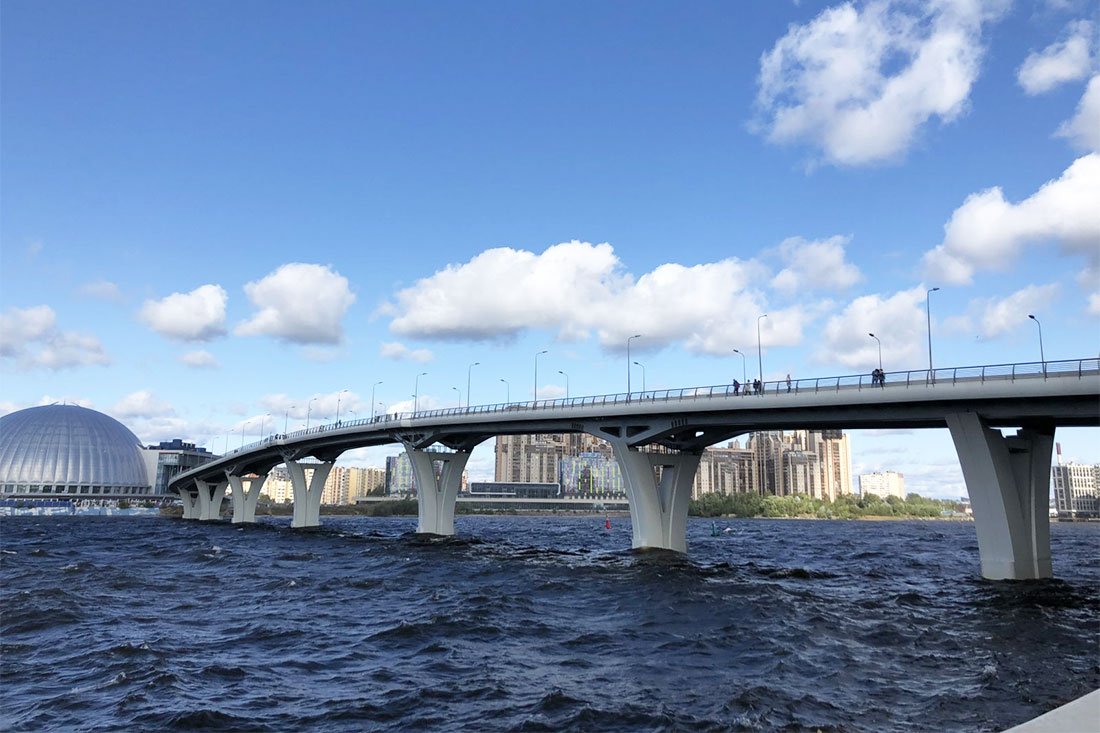 Яхтенный мост Санкт-Петербург