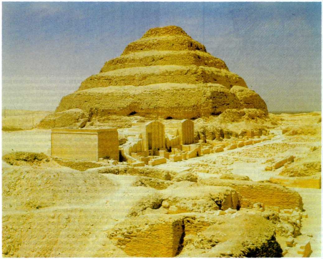 Древний восток время. Пирамида фараона Джосера. Пирамида Джосера Саккара Египет. Пирамида Джосера в Египте внутри. Шестиступенчатая пирамида Джосера.