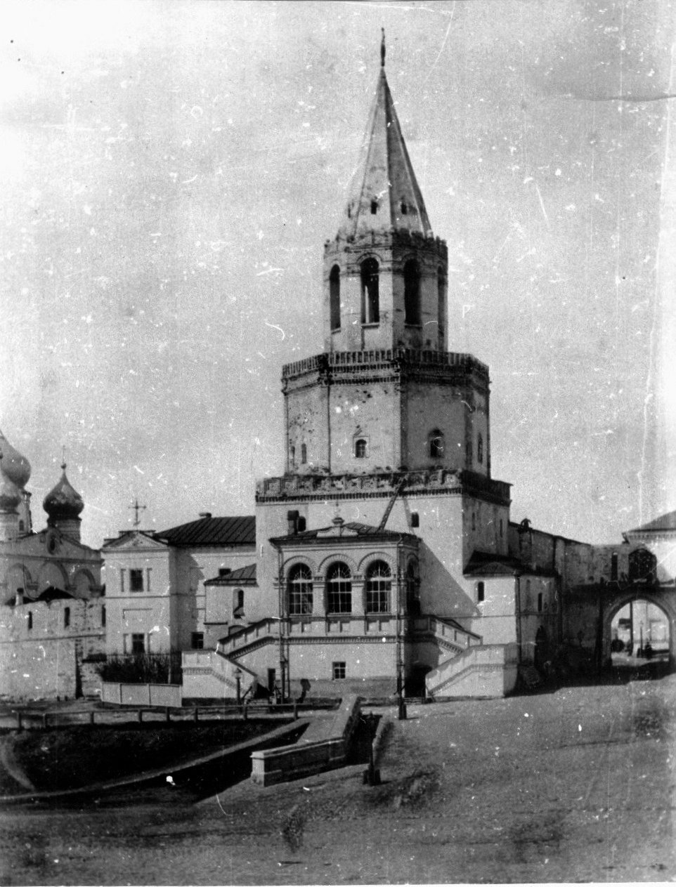 Воскресенская башня казанского кремля