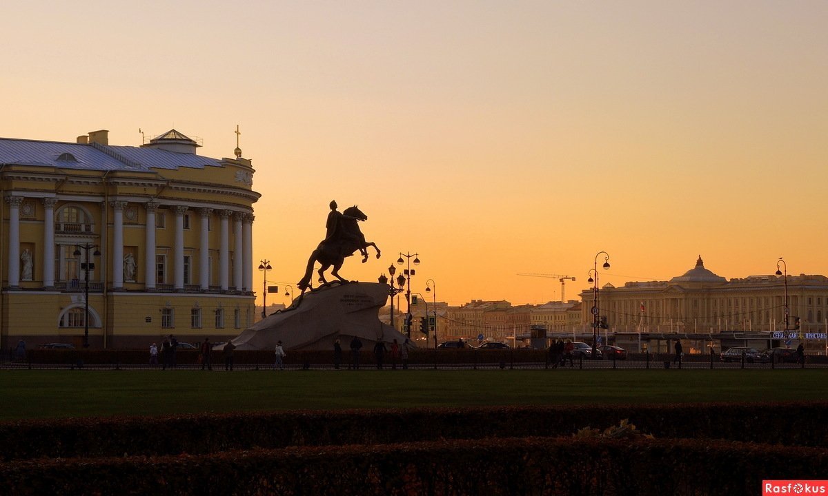 Площадь Декабристов В Санкт Петербурге Фото