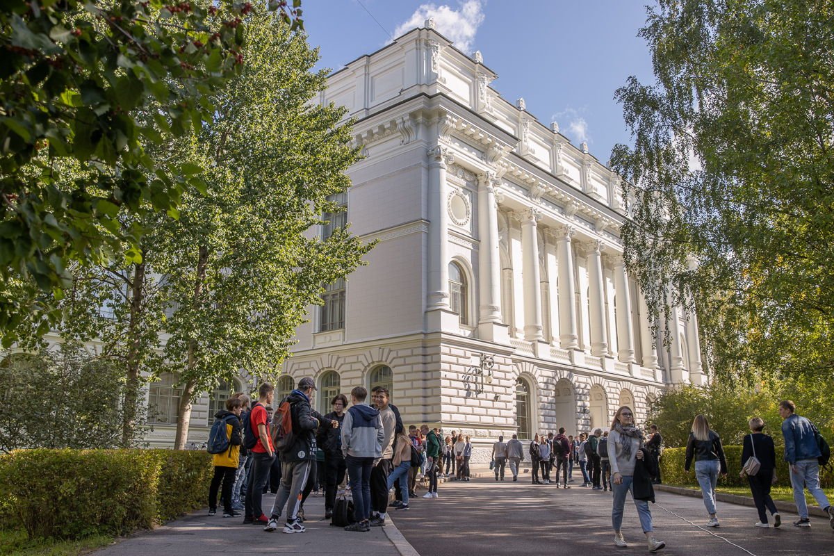 Санкт петербург университет петра великого. Санкт-Петербургский политехнический университет Петра Великого. СПБГУ Петра Великого. Санкт Петербург Политехника университет. Политех Петра СПБ.