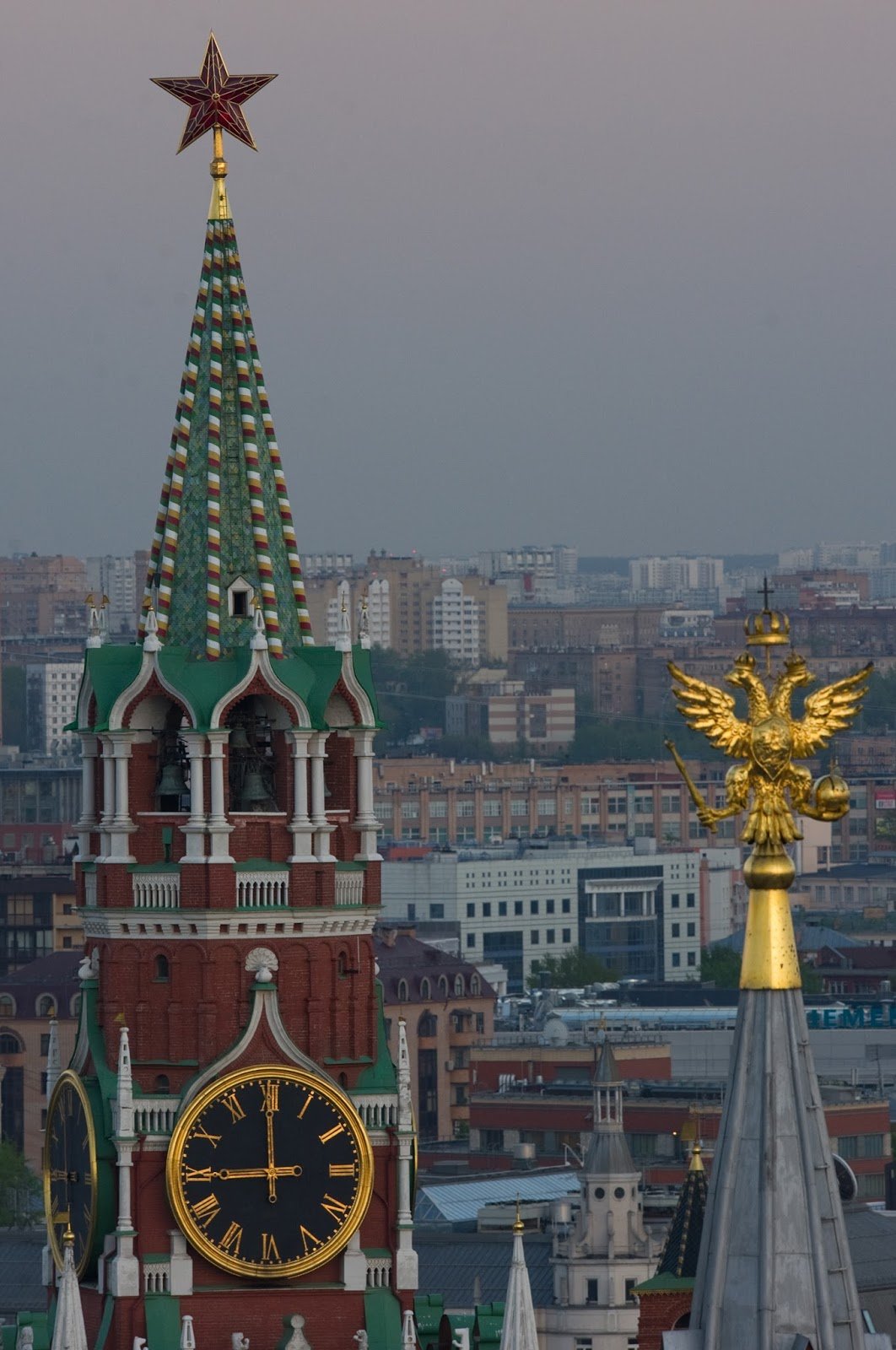 Рубиновые звезды Московского Кремля