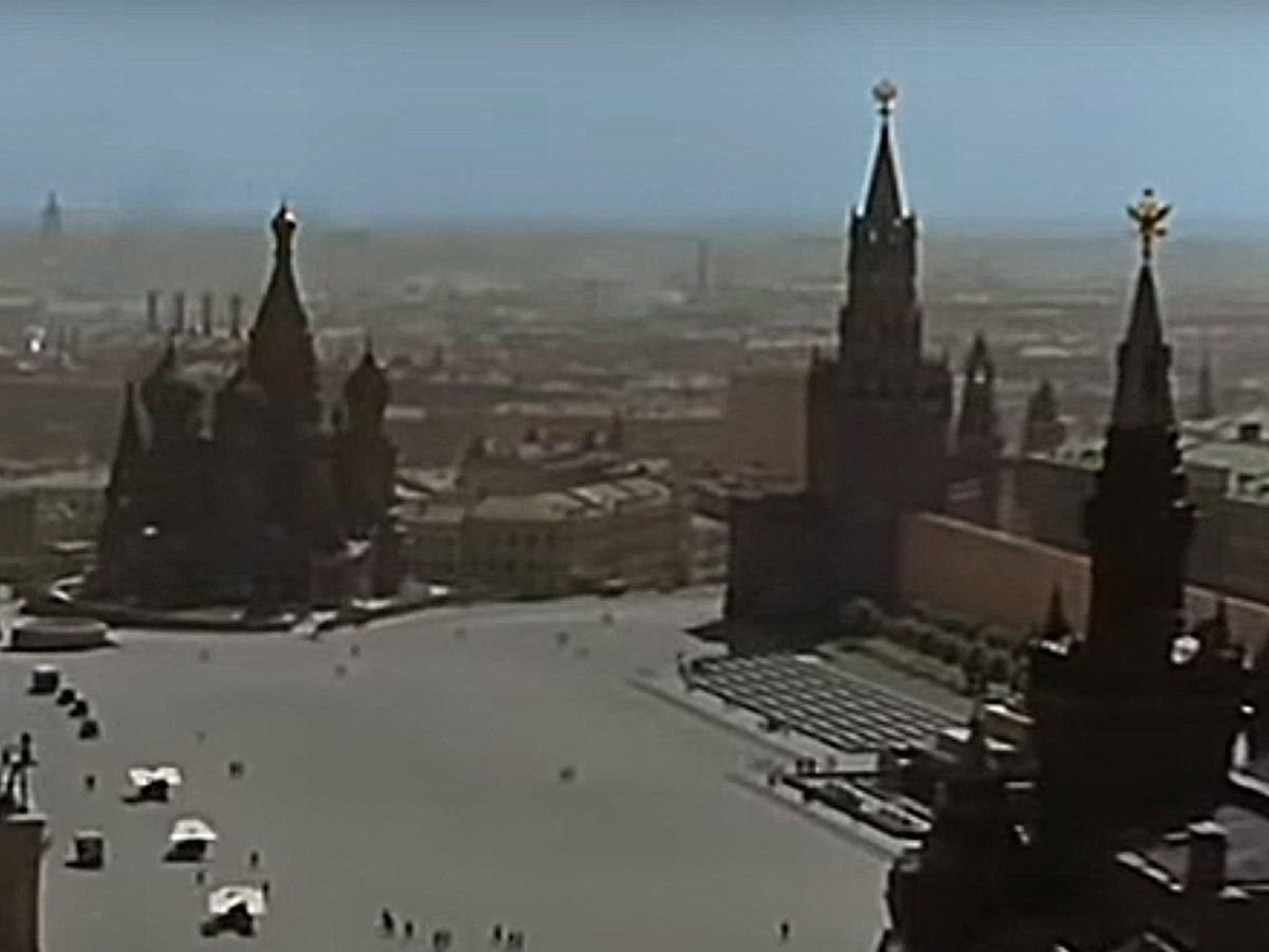 Орлы на башнях кремля