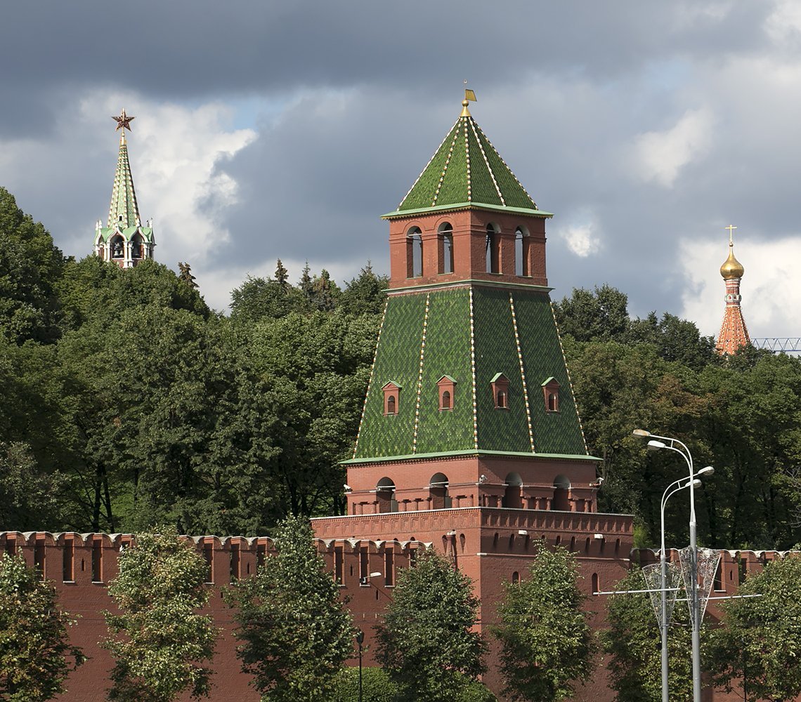 Тайницкая башня Московского Кремля