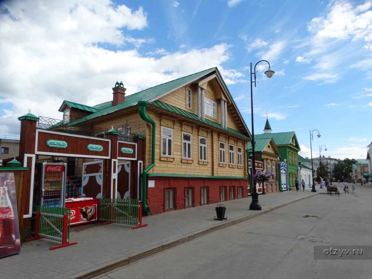 Слобода в казани. Старо-Татарская Слобода в Казани. Улица Каюма Насыри Казань пешеходная. Старая Татарская Слобода дом Каюма Насыри. Татарская Слобода Казань гуси.