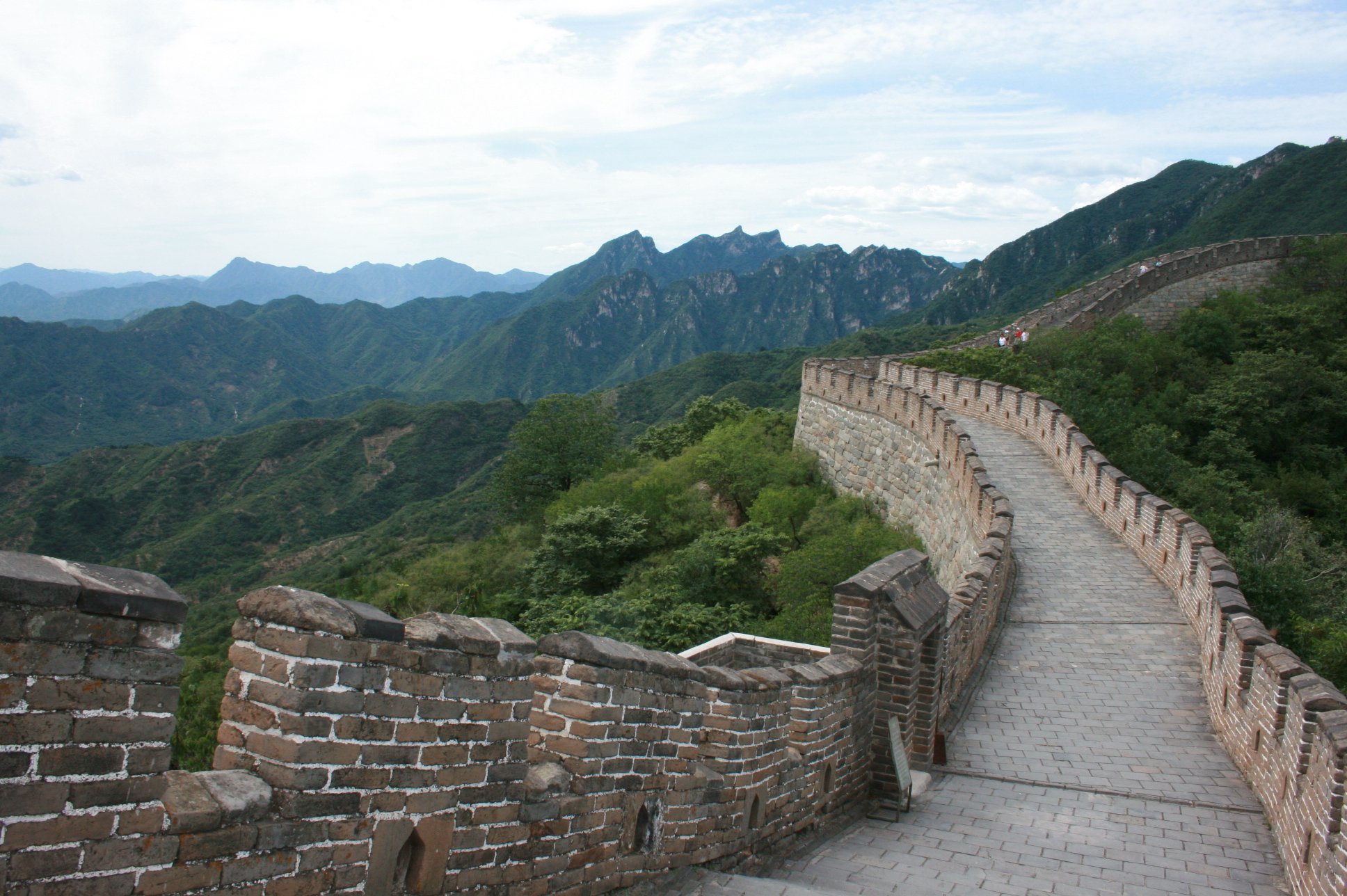 Великая стена на английском. Вели́кая кита́йская стена́. Великая стена Китай. Великая китайская стена сторожевые башни. Великая китайская стена в наши дни.