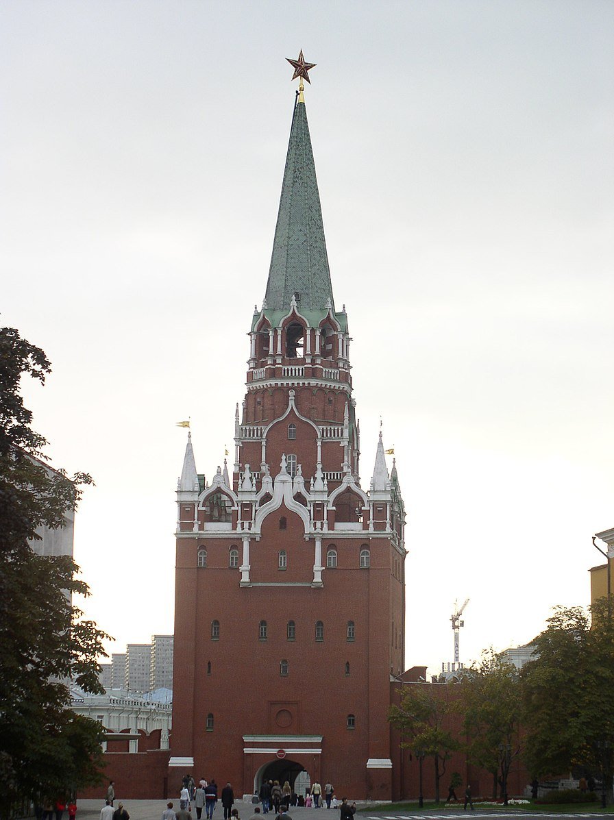 Троицкая башня Московского Кремля прогулки по Москве