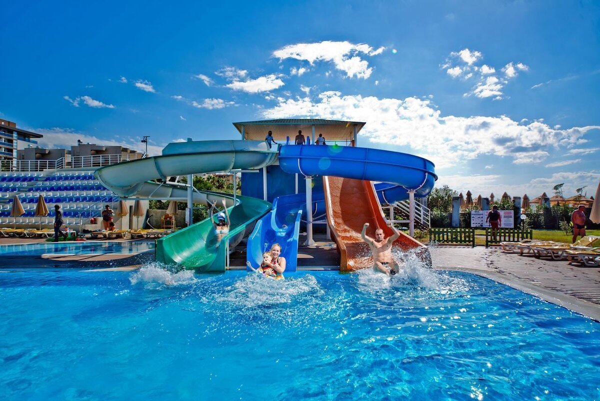 Отель MC Beach Park Resort
