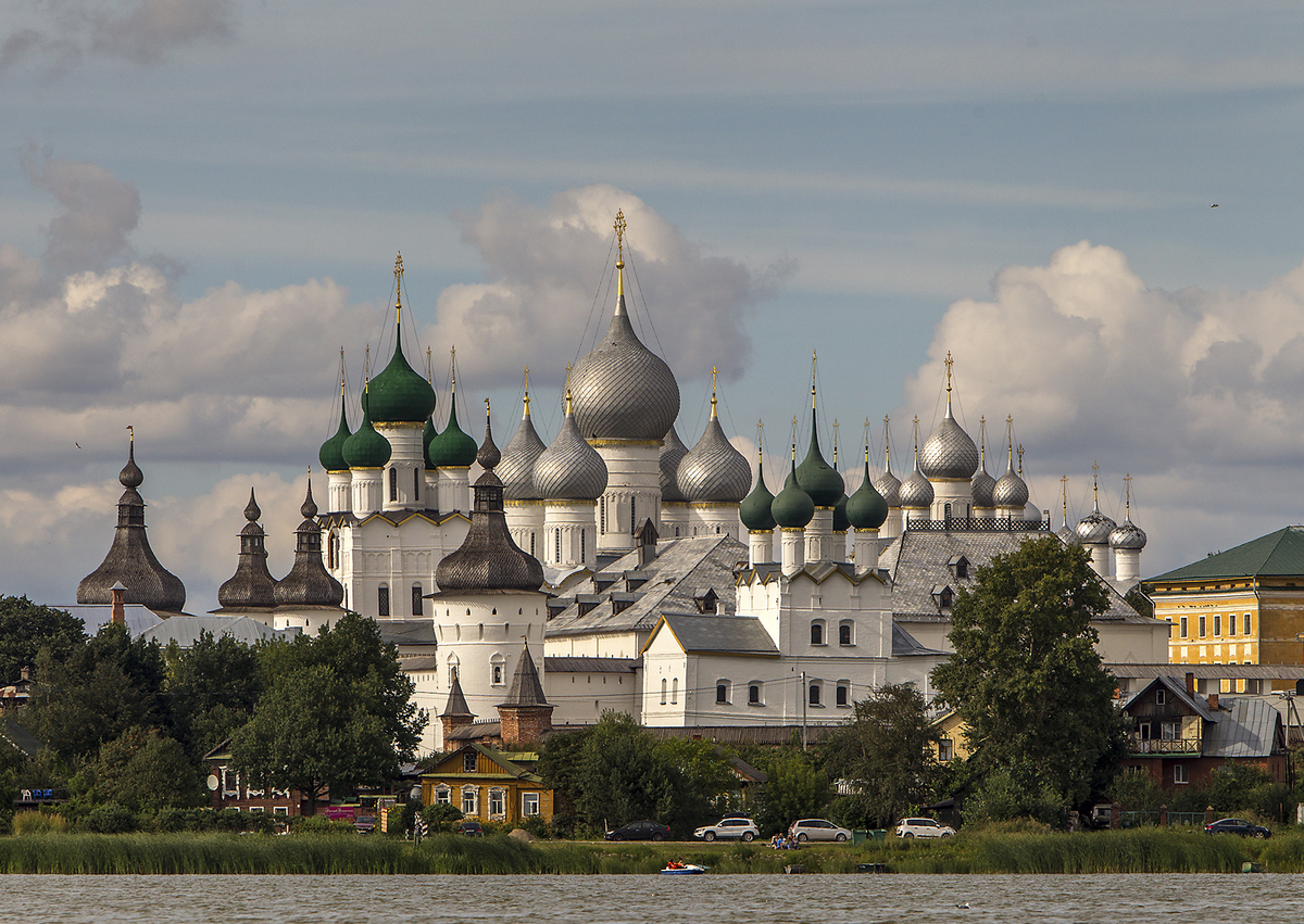 Государственный музей-заповедник Ростовский Кремль, Ростов