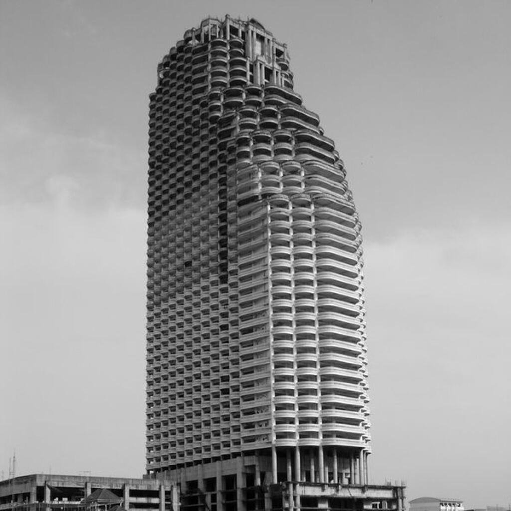 Бангкок заброшенный небоскреб