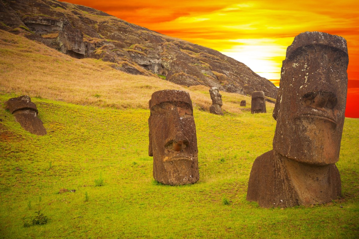 Остров пасхи статуи моаи