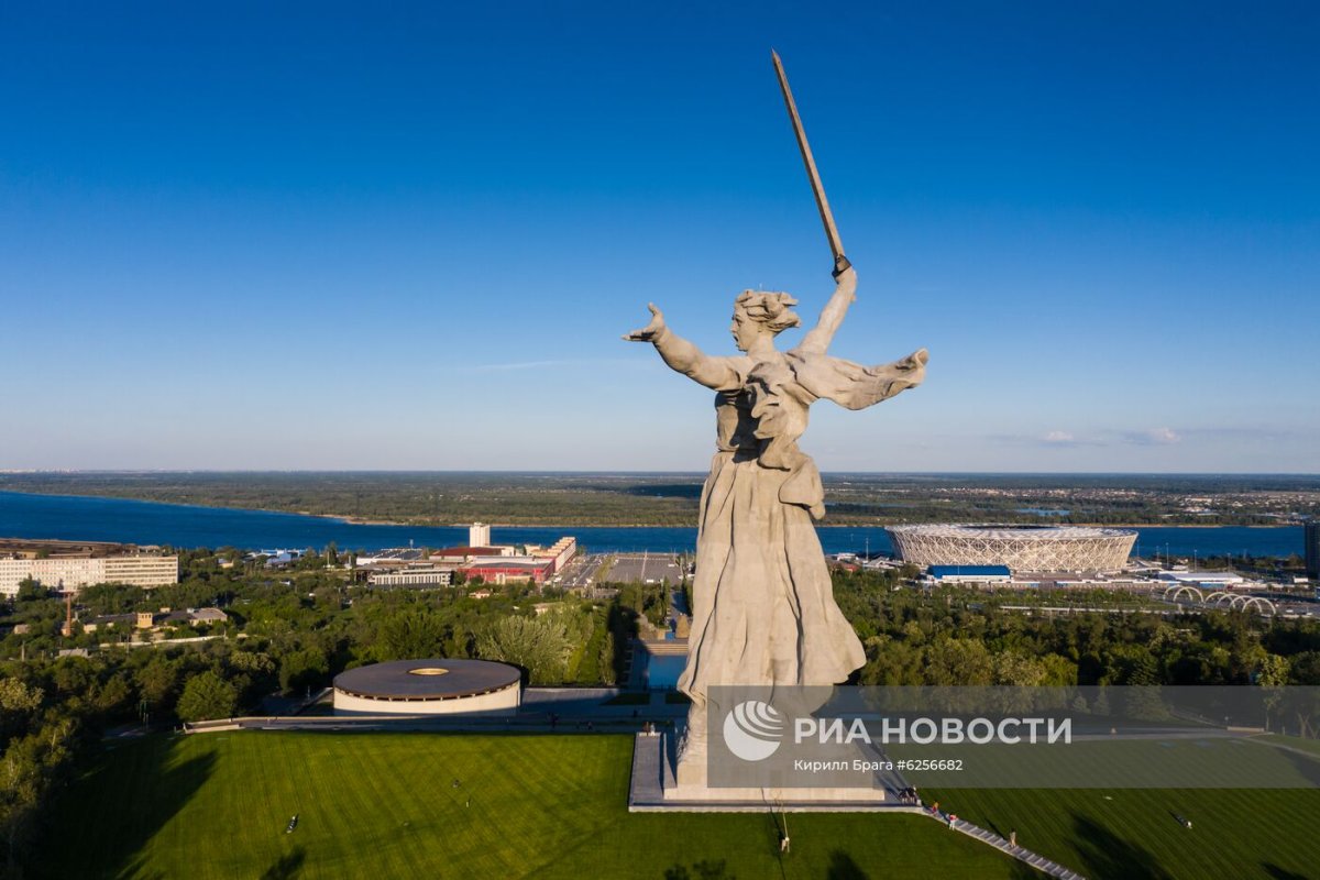 85 Метровая статуя