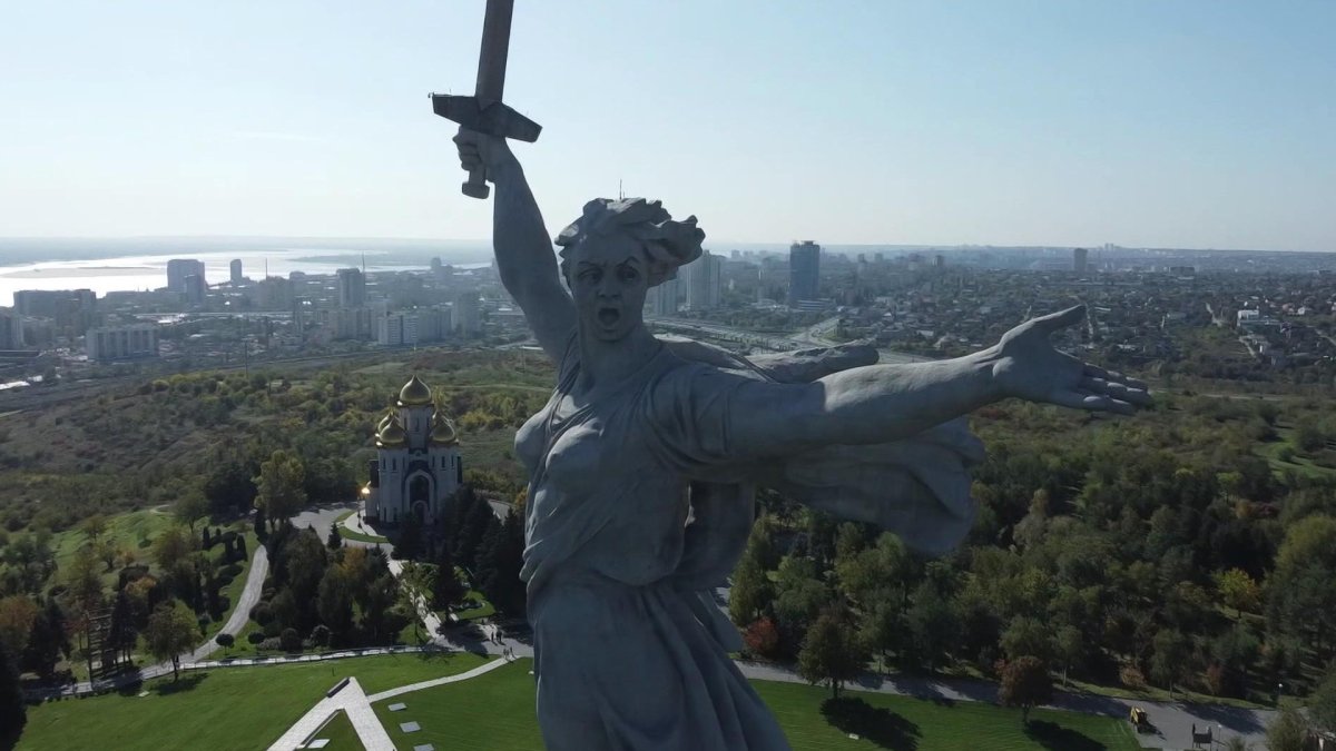 8. «Родина-мать зовёт», Мамаев Курган, Волгоград