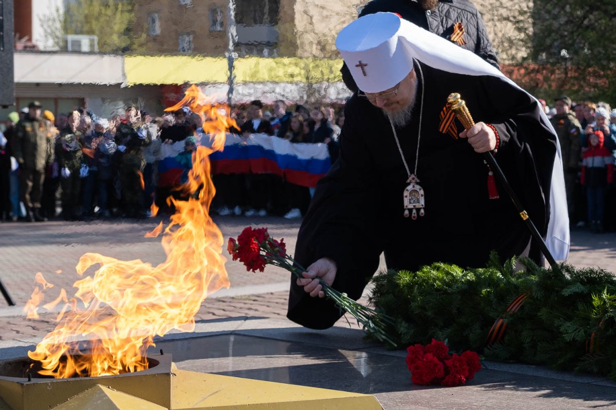 Вечный огонь на красной площади