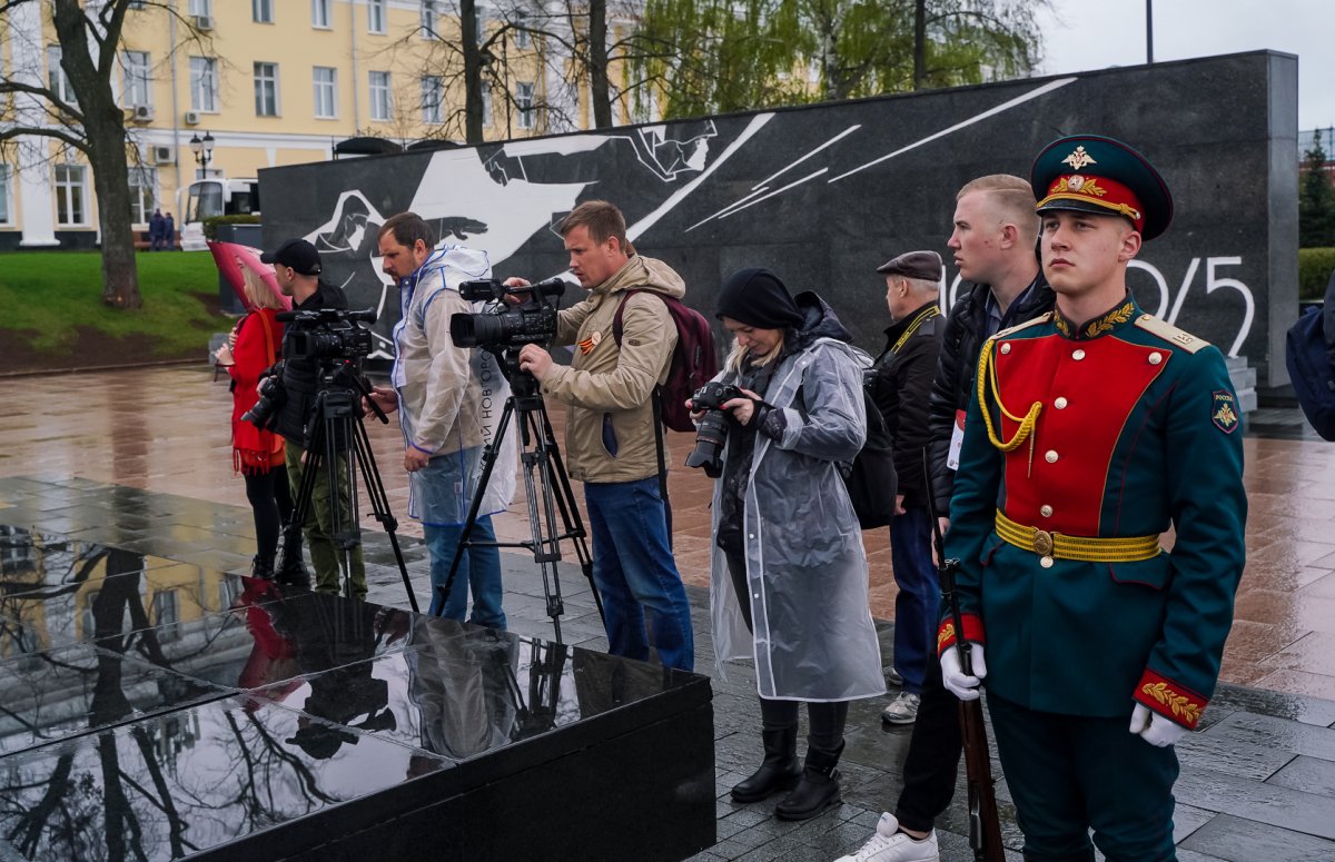 Губкинский парад Победы