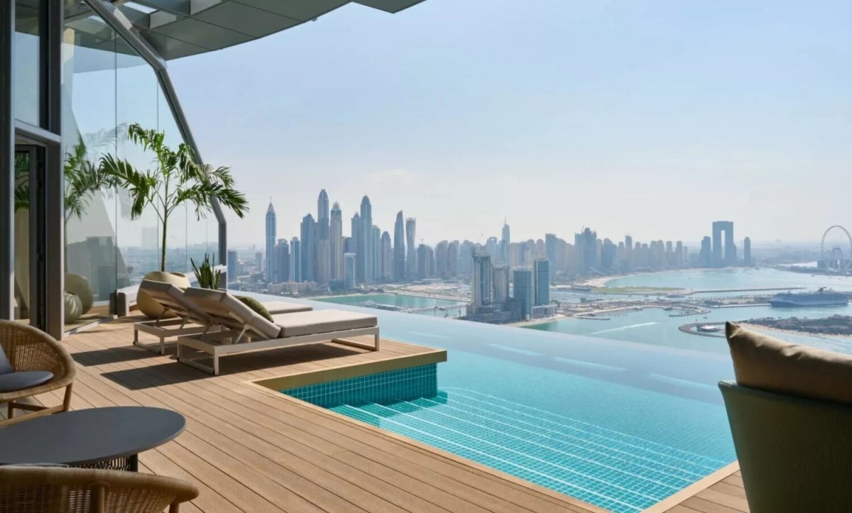Бассейн Aura Skypool в Дубае