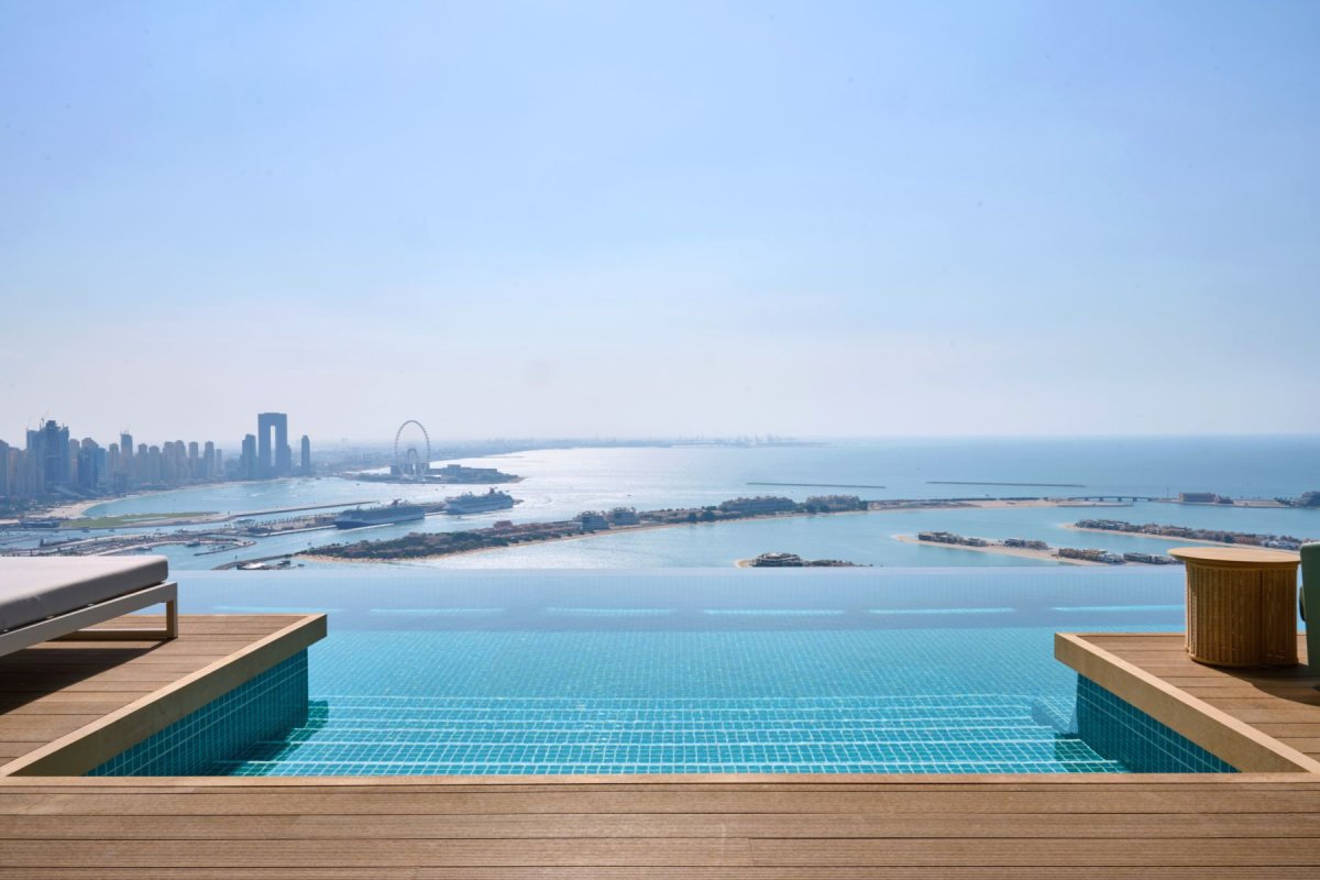 Aura Skypool Дубай