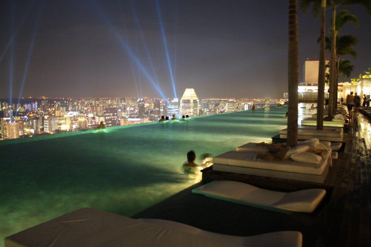 Бассейн Infinity Pool Сингапур