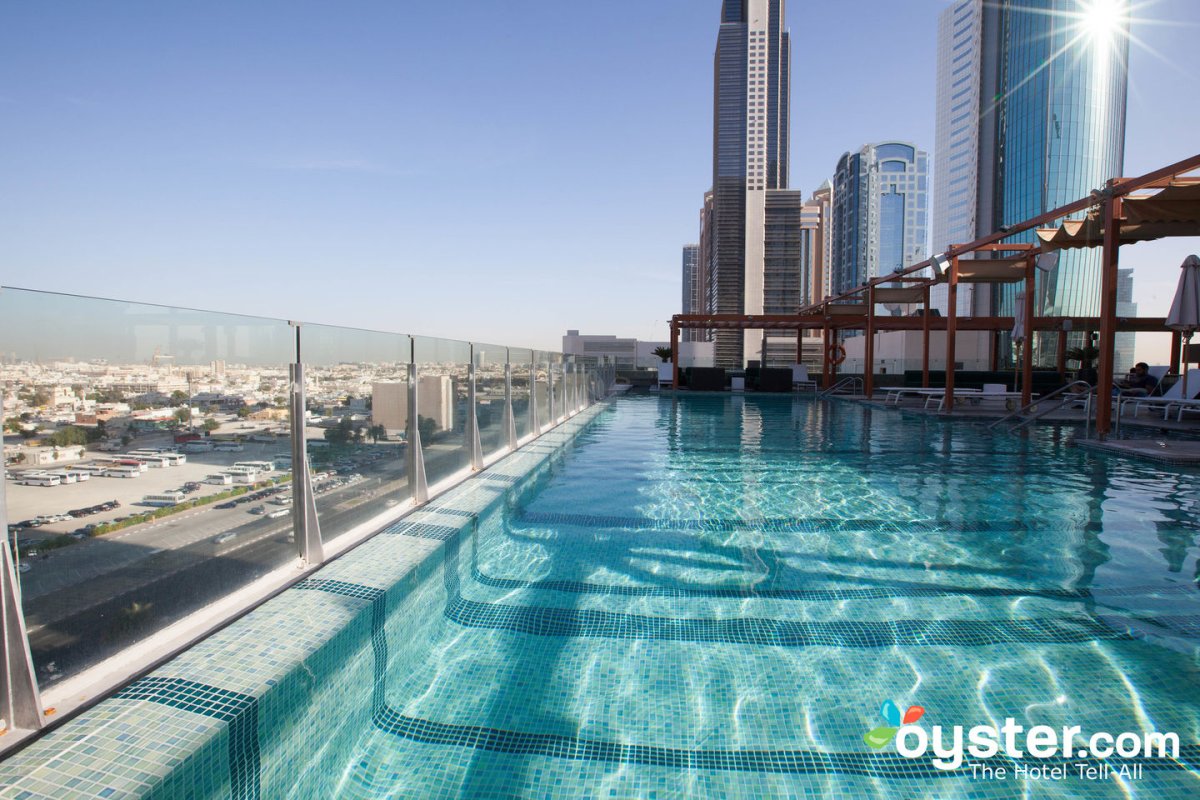 Address Dubai Marina бассейн