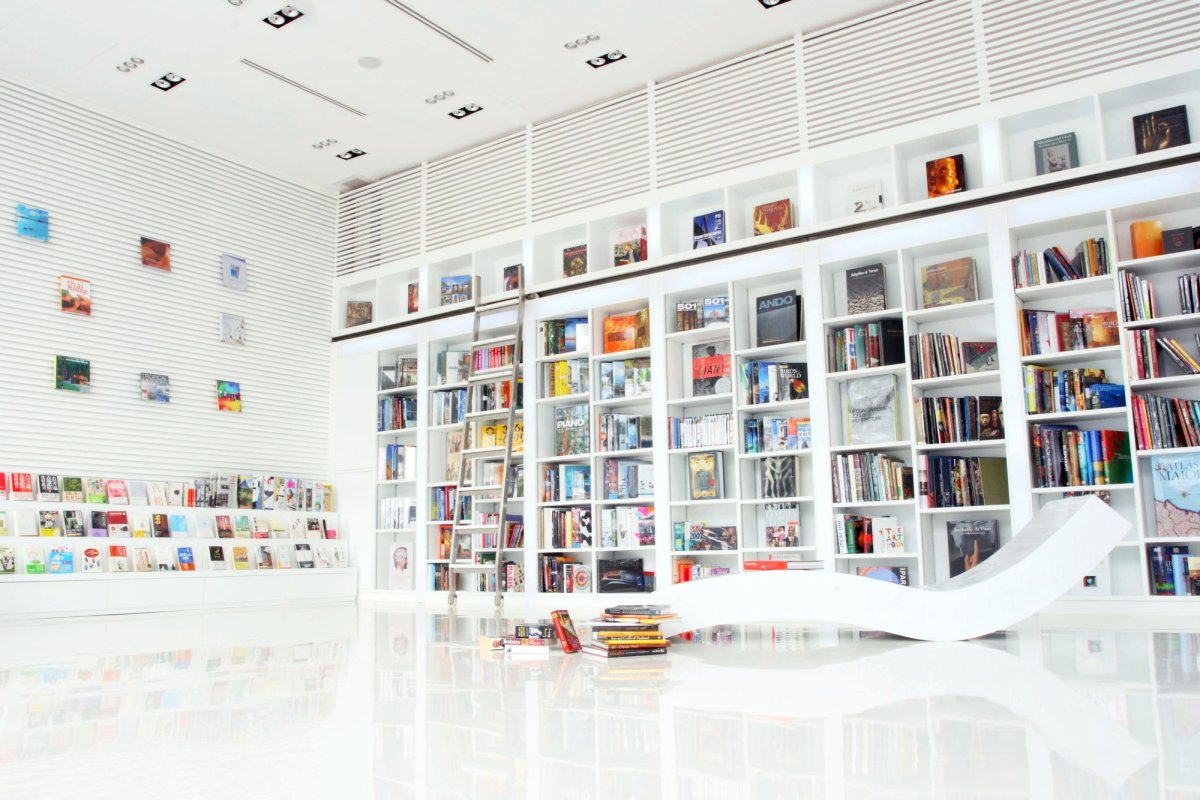 Отель-библиотека the Library Resort