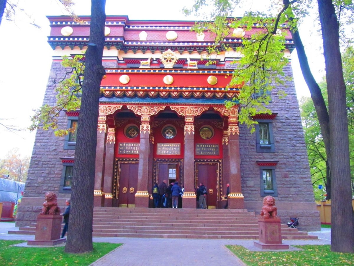 Буддийский храм в Санкт-Петербурге