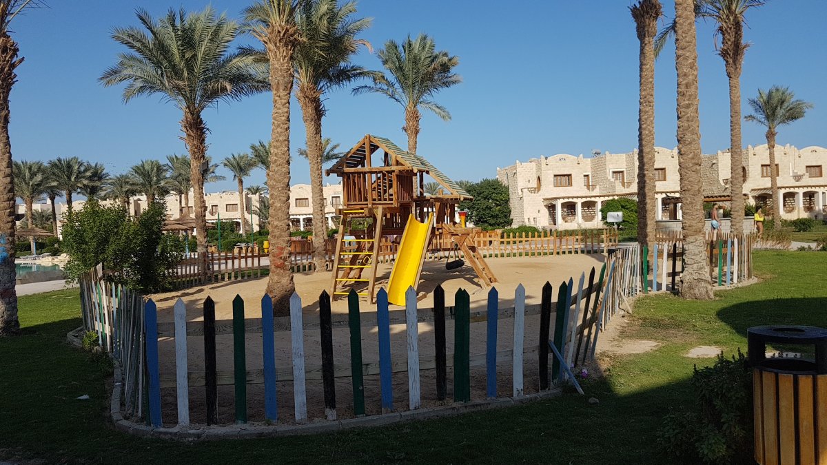 Royal Lagoon Resort Aqua Park Хургада