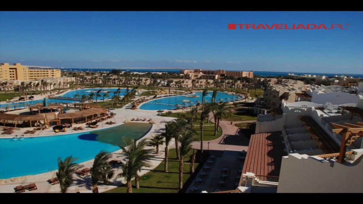 Отель Royal Lagoons Resort & Aqua Park