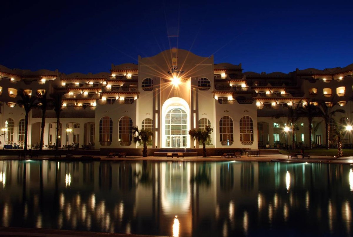 Royal Lagoon Resort Хургада