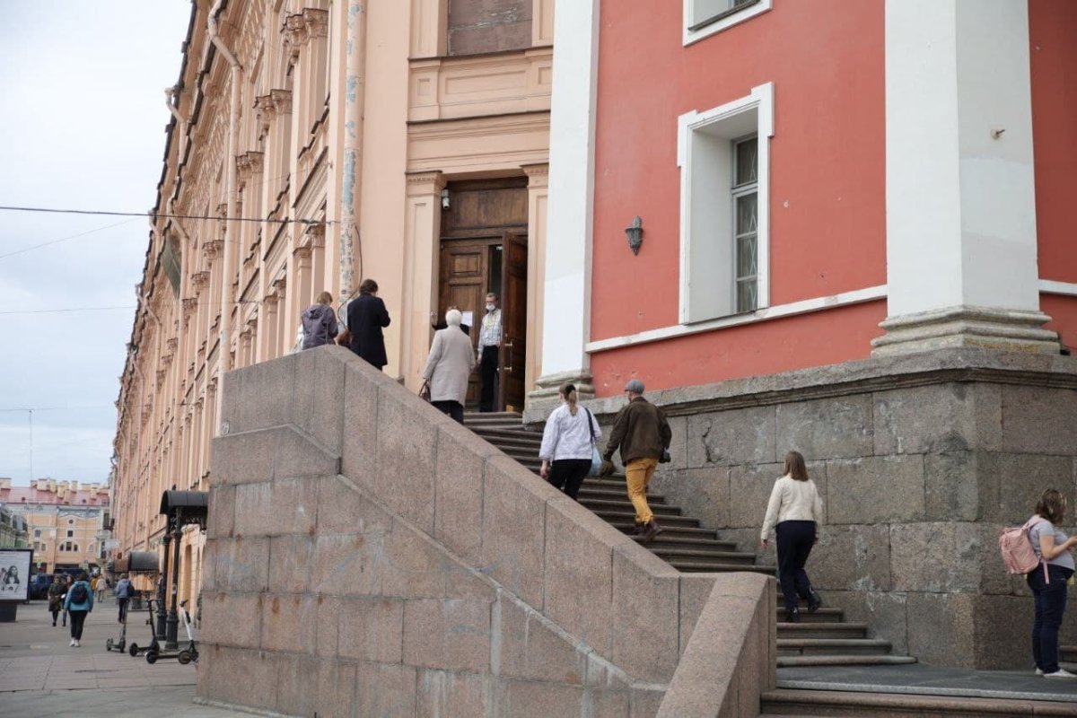 Думская башня Санкт-Петербург люди