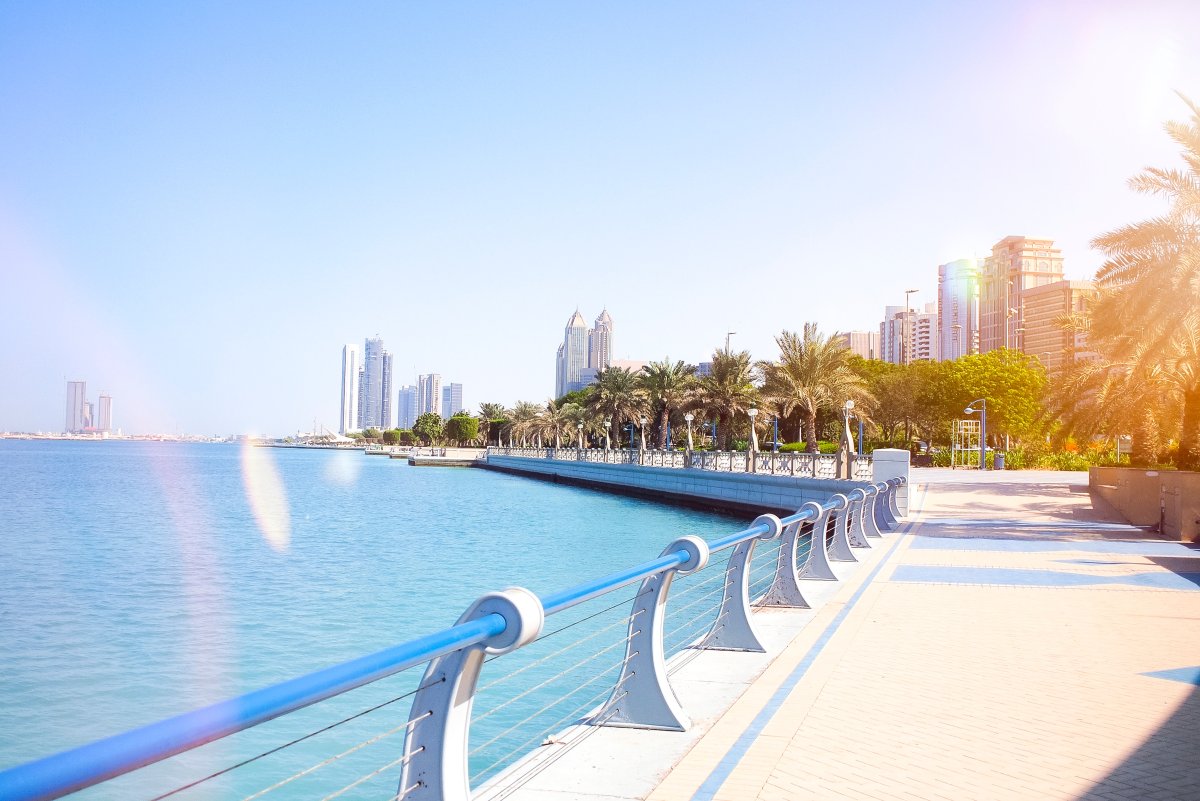 Набережная Corniche Абу Даби