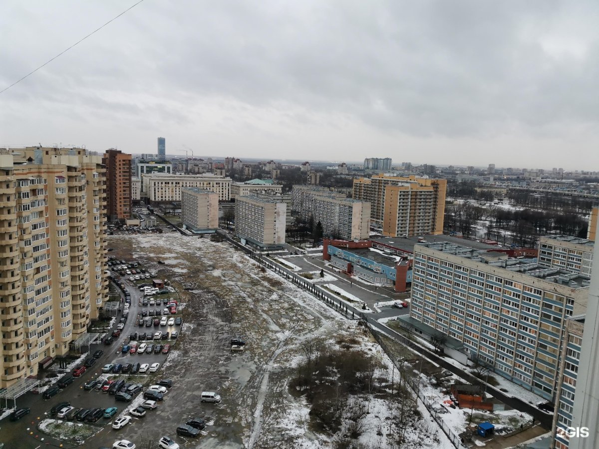 Студенческий городок Новоизмайловский пр 16