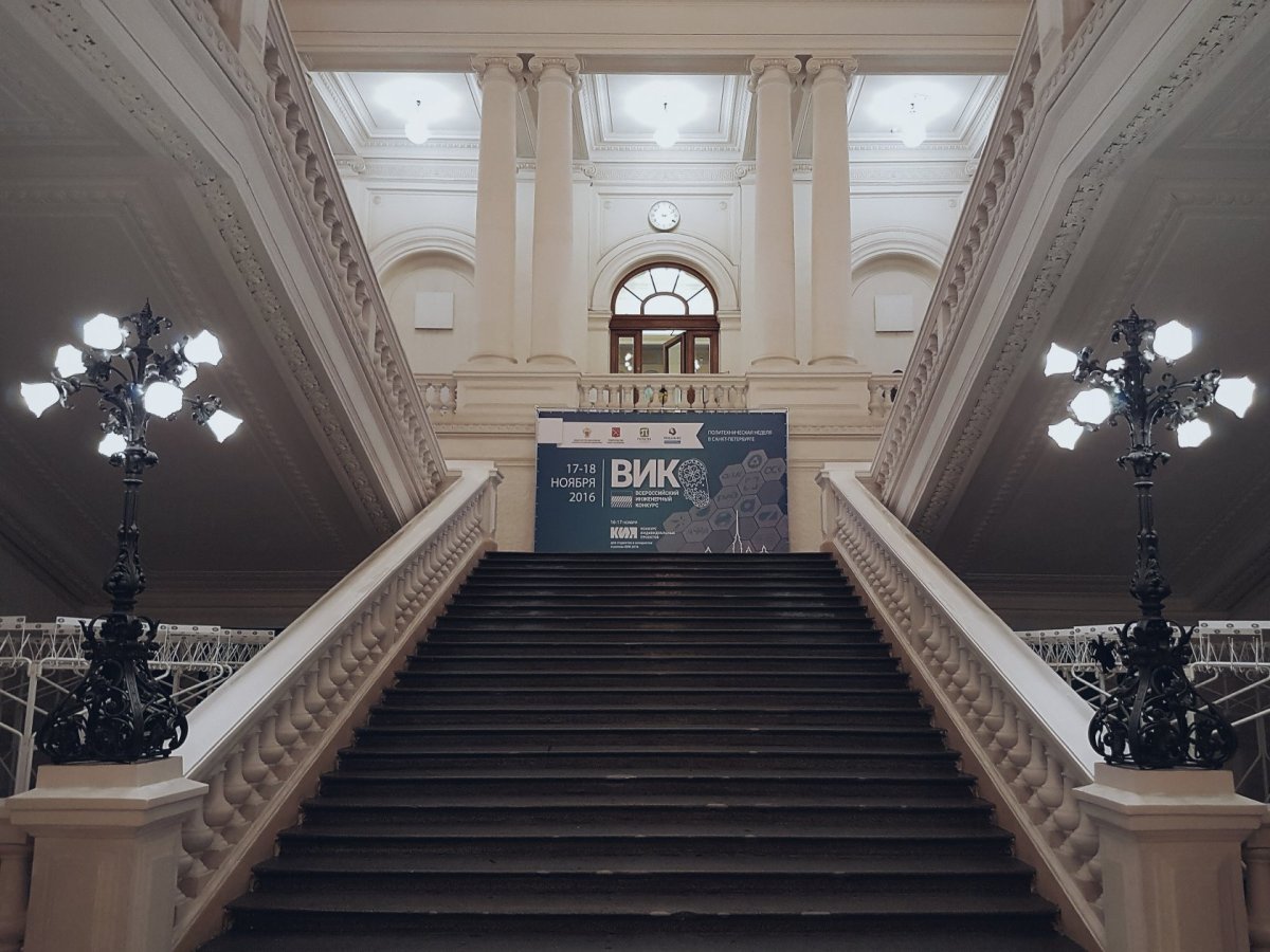 Гет спб. Санкт-Петербург политехнический университет Петра Великого. СПБГПУ Петра Великого Политех лестница. СПБГПУ Петра Великого Политех внутри. Политех Петра Великого СПБ внутри.