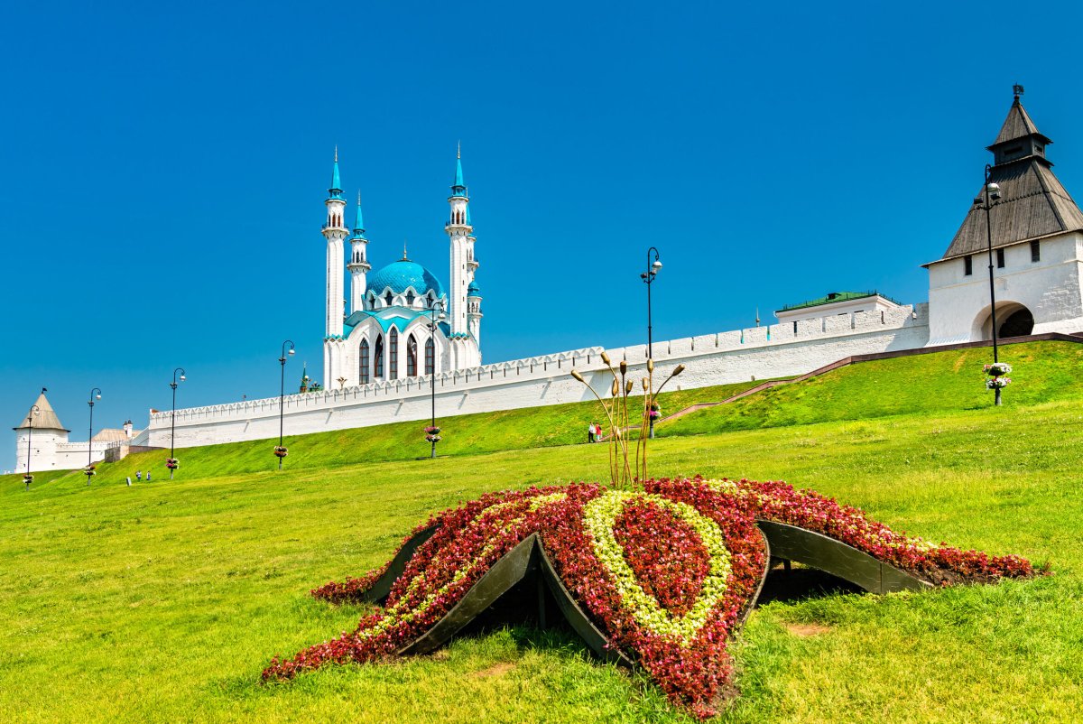 Казань Кремль цветы
