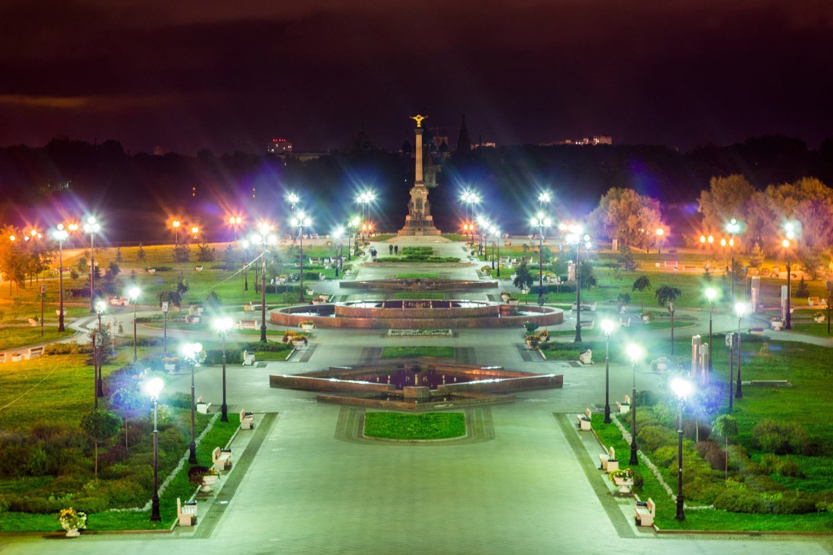 Ярославль стрелка вечером