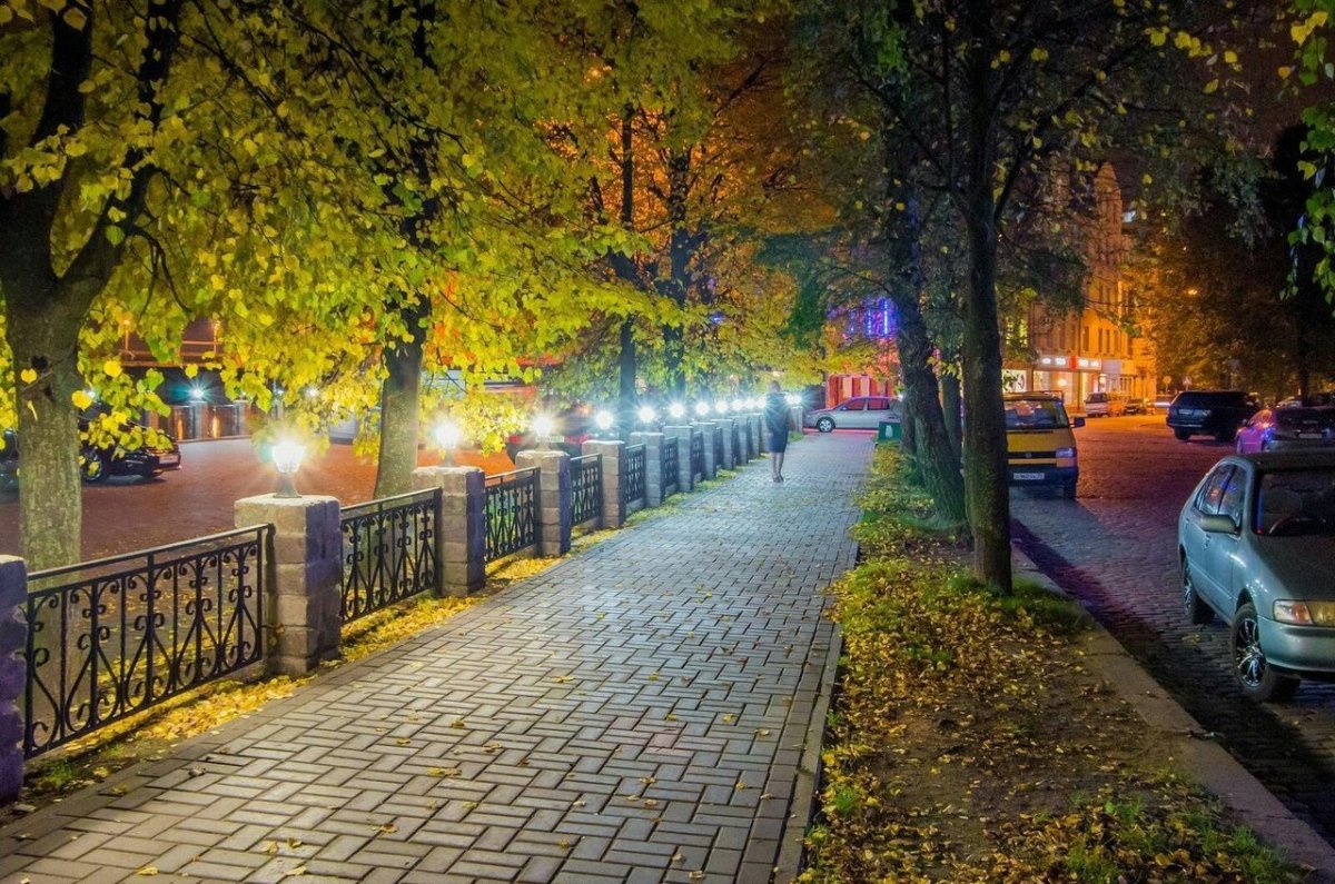 Ночь в осеннем Калининграде